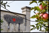 On the wall of the king&#39;s kitchen garden in Versailles (1)